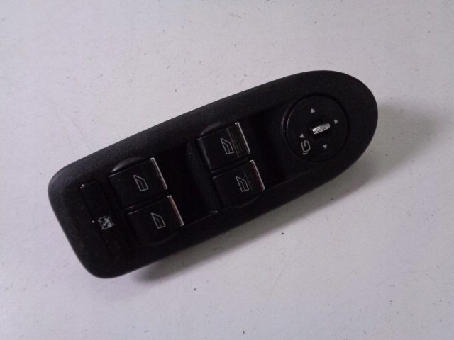 фото №1, Панель окон левый перед ford kuga mk1 2008-2012