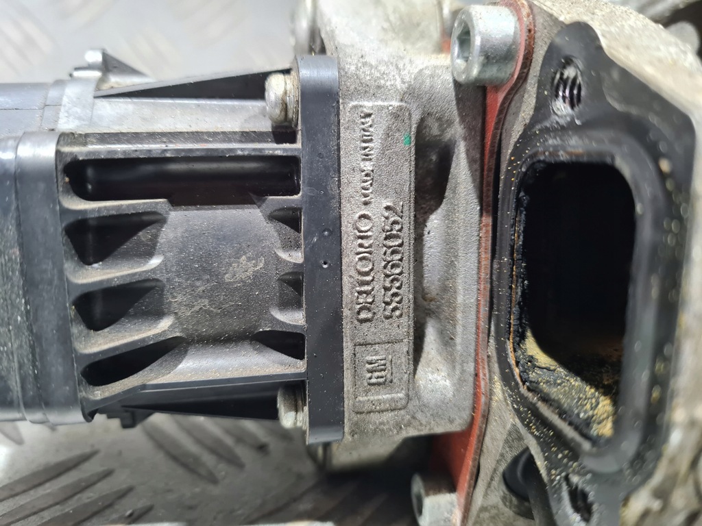 фото №5, Радиатор выхлопных газов egr zafira c astra j insignia a 2.0 cdti biturbo a20dtr