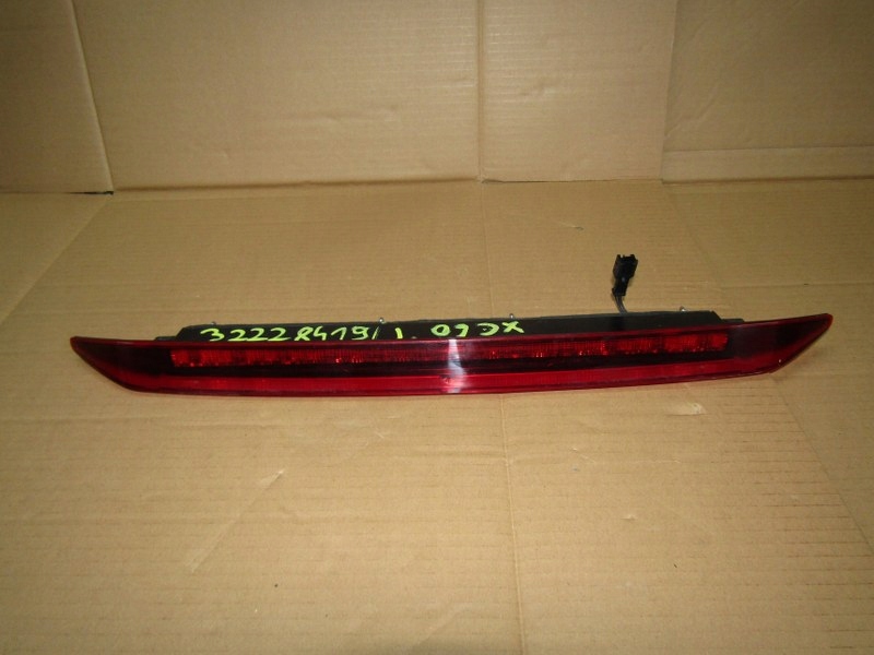 Купить Volvo xc60 2 xc90 фара третье  фонарь  стоп-сигнал стоп 32228419