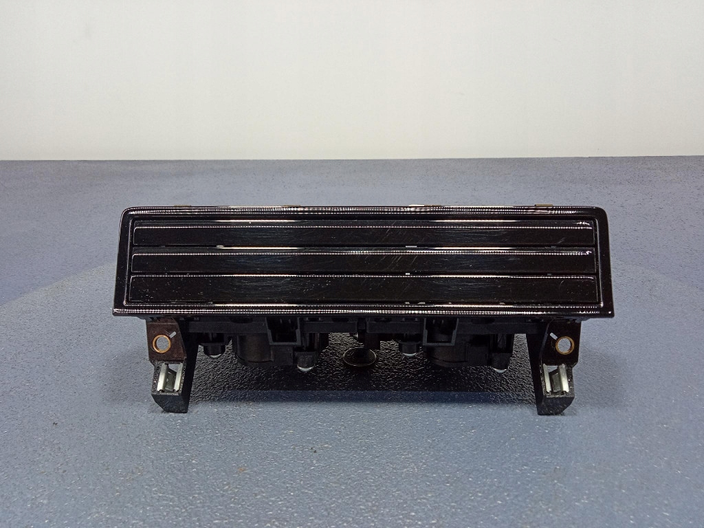 фото №1, Idealna решётка обдув центральная porsche panamera 971 1