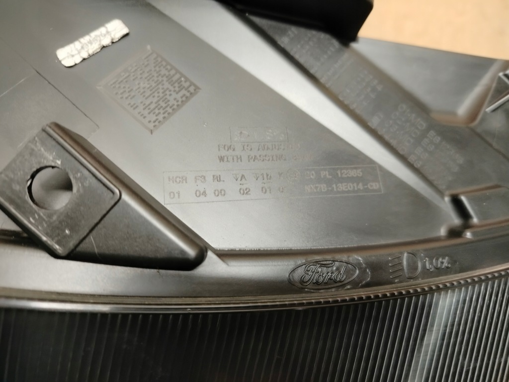 Купити Ford focus mk4 рестайлінг  led фара правий ліва