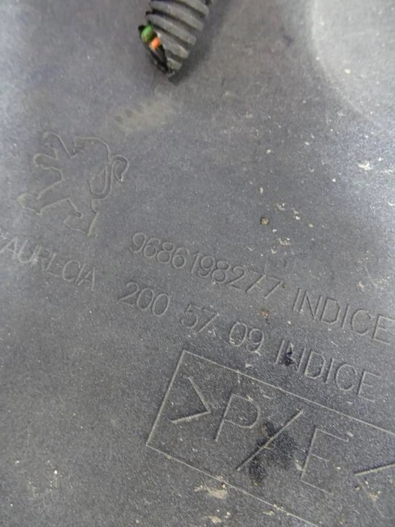 фото №16, Бампер задня peugeot 5008 kwed pdc 9686198277