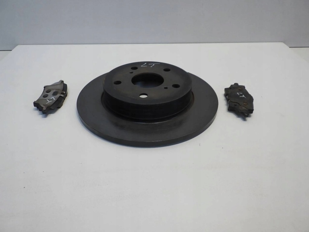 фото №2, Swace corolla e21 диск тормозная задняя тормозные колодки