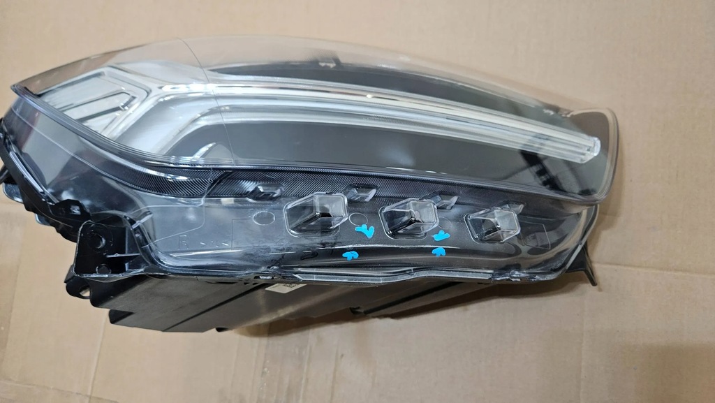 фото №8, Лампа перед передняя правая volvo xc40 31655982