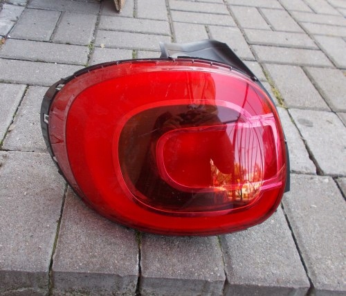 фото №1, Fiat 500l ліва задня лампа led оригінал
