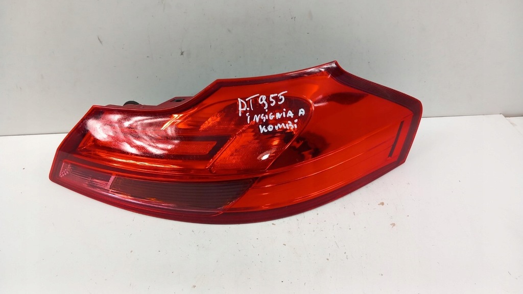 фото №1, Opel insignia a kombi лампа задняя правая