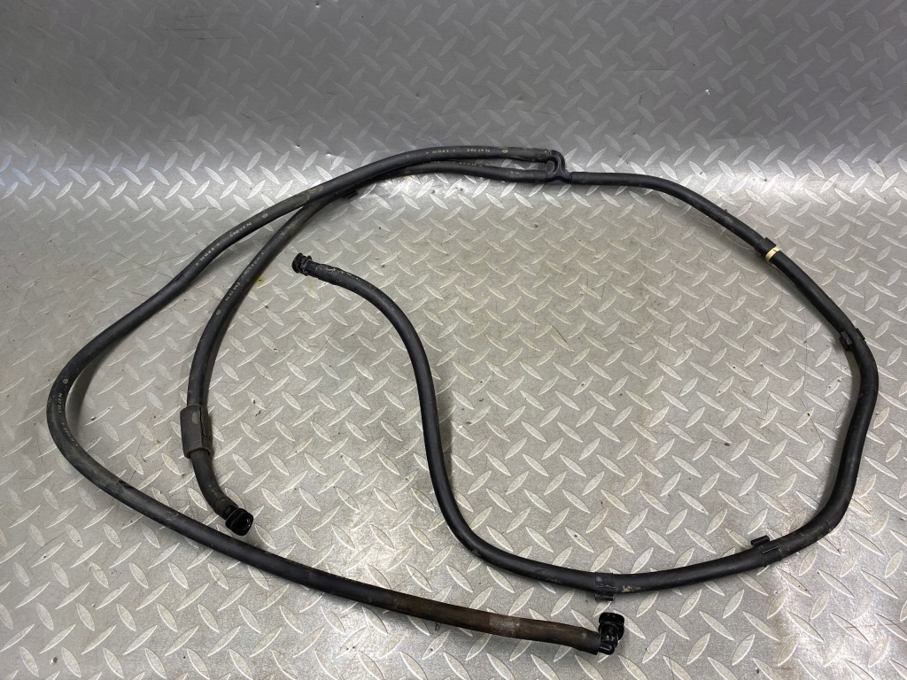 фото №1, Шланг wąż штекер розпилювача aston martin db9 4g43-13c100-ba