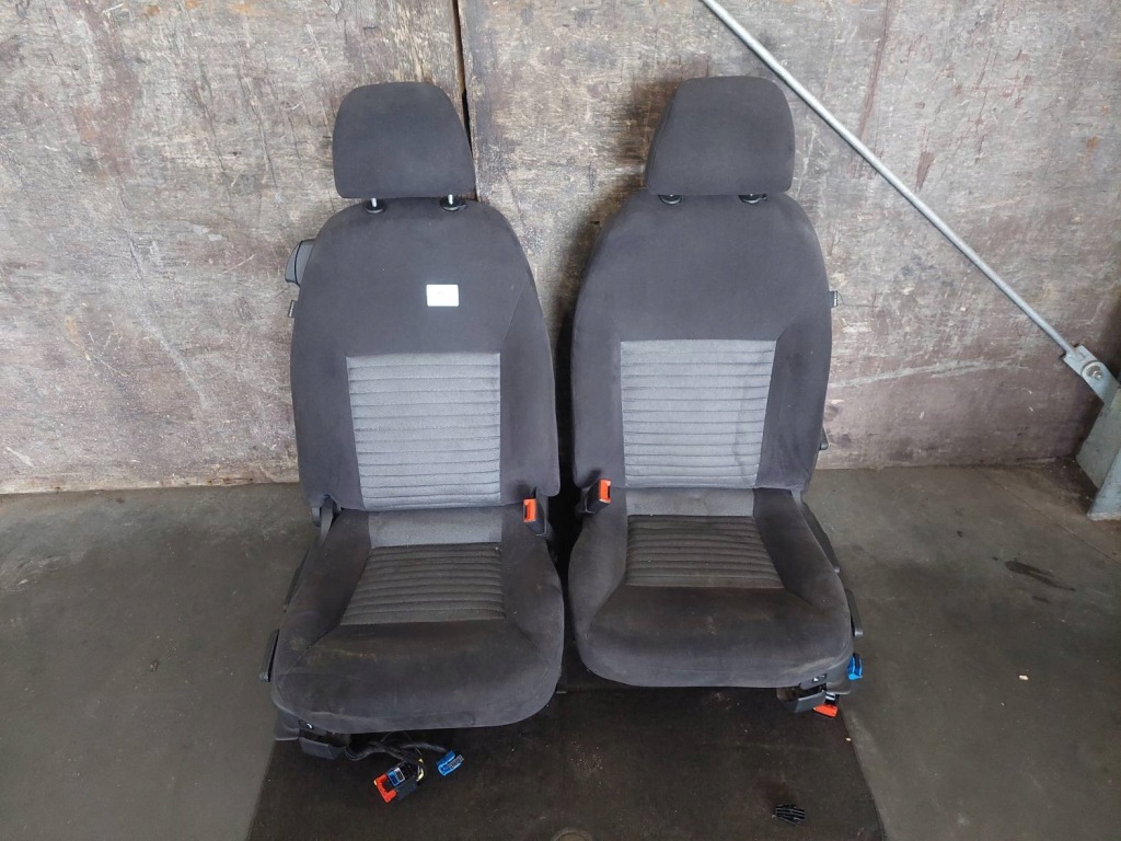 Сиденья комплект левая правая  заднее сиденье задний + обшивки fiat croma 2 Киев