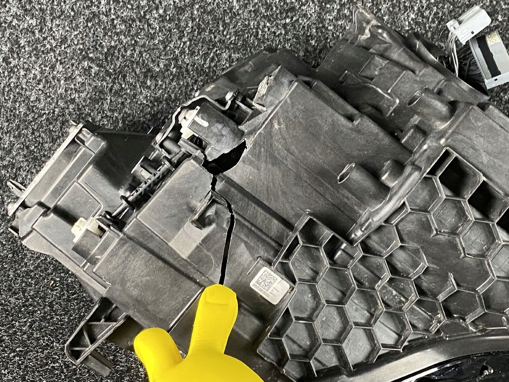 фото №6, Volvo s60 iii v60 ii лампа full led левая перед передняя 32338001