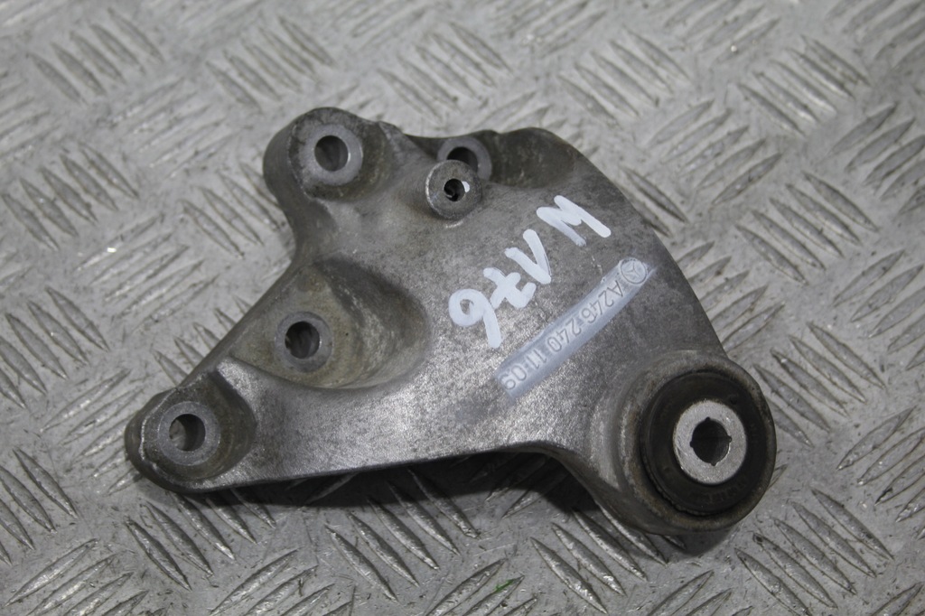 фото №1, Кронштейн опора полуось a-klasa w176 a2462401109