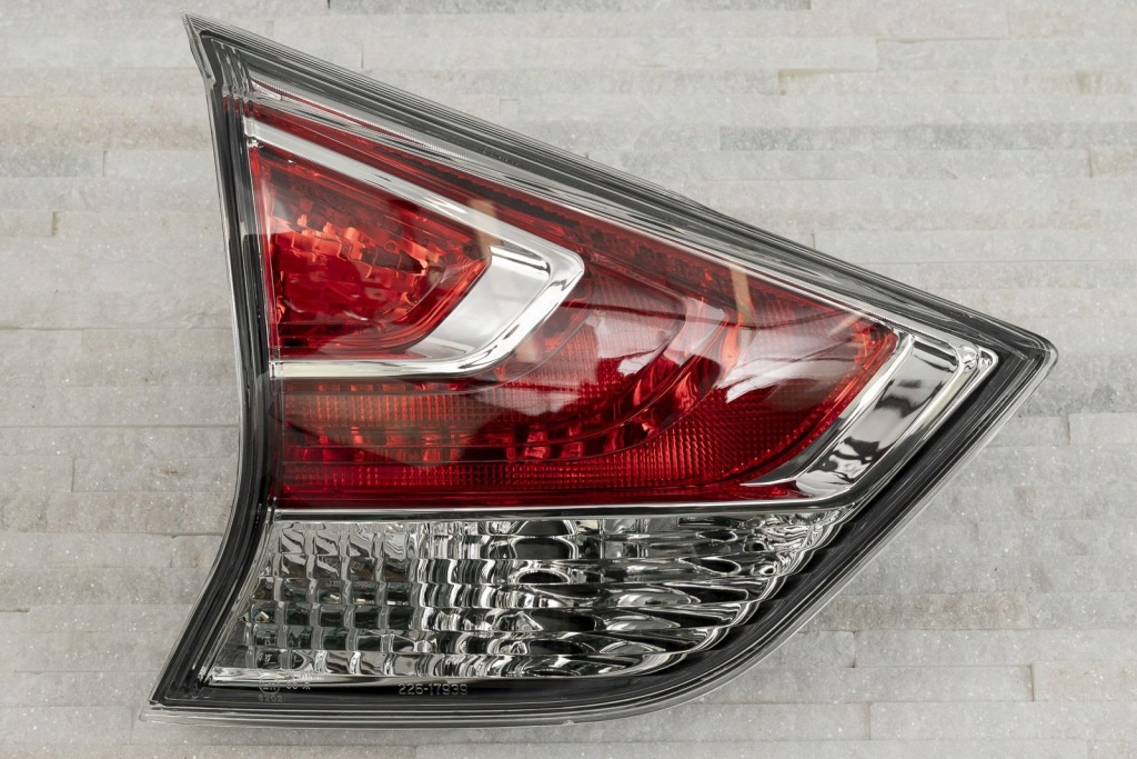фото №15, Nissan x-trail t32 14-17 лампа задняя w крышка левая