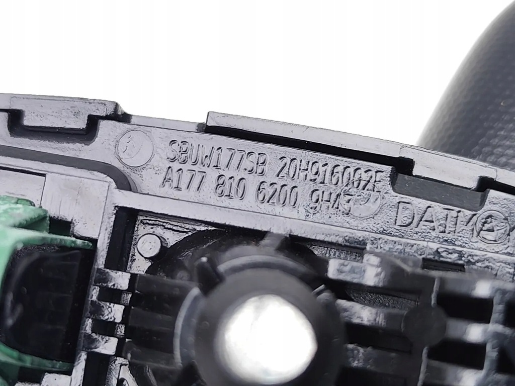 фото №7, Mercedes-benz a-class защита солнцезащитная люк 2019 хэтчбек