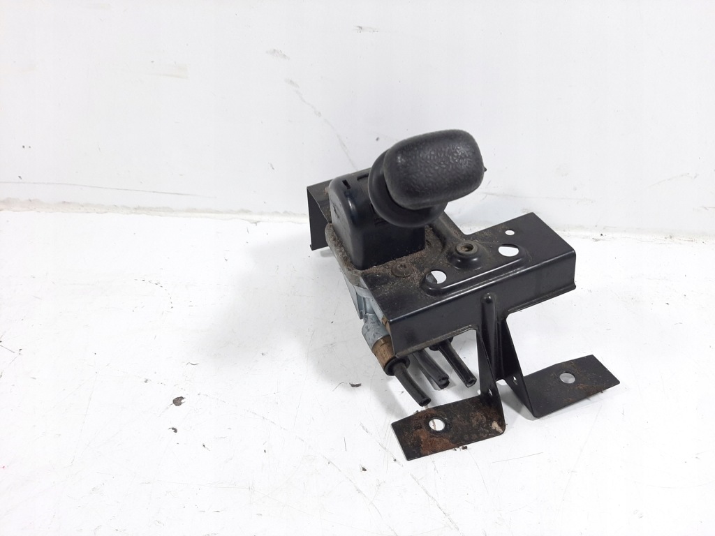 Купити Renault premium route 05r 420dci важіль клапан гальма ручного