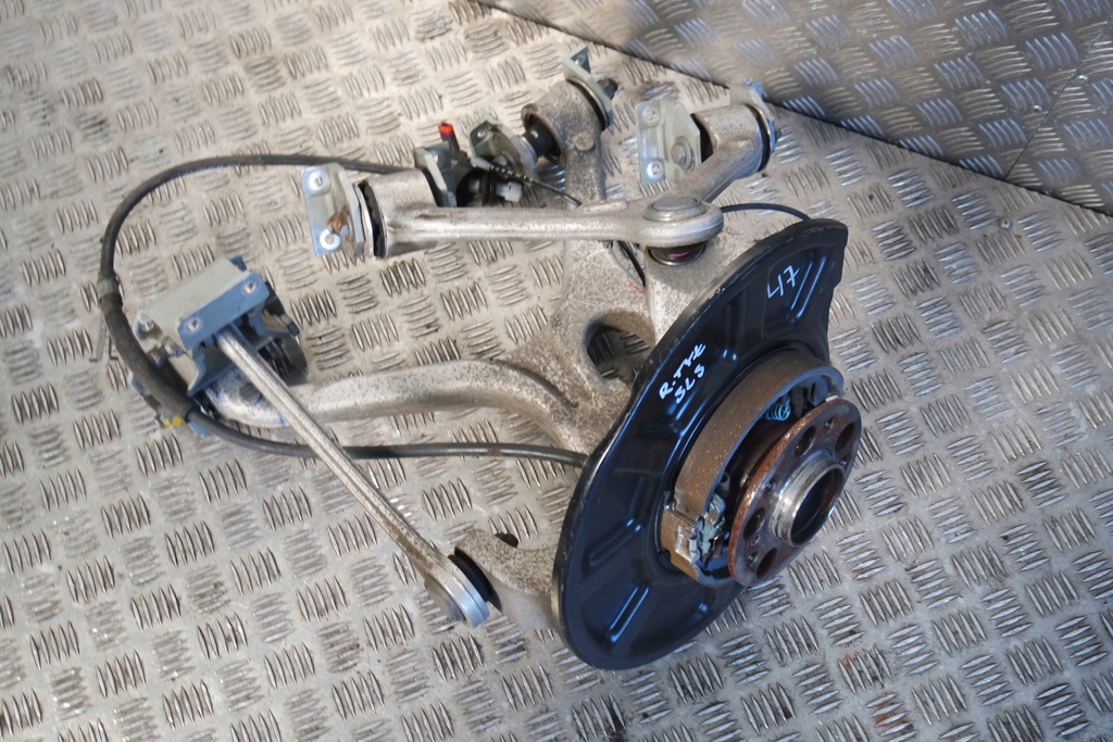 фото №1, Правое подвеска задняя mercedes sls w197