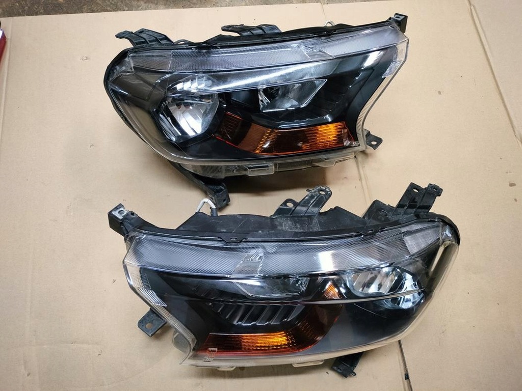 фото №1, Ford ranger 3 iii lift лампа правая перед eu оригинал