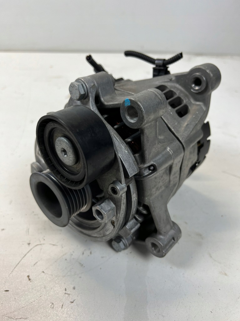 Купити Bmw 2 u06 x1 u11 2,0d генератор 9895651