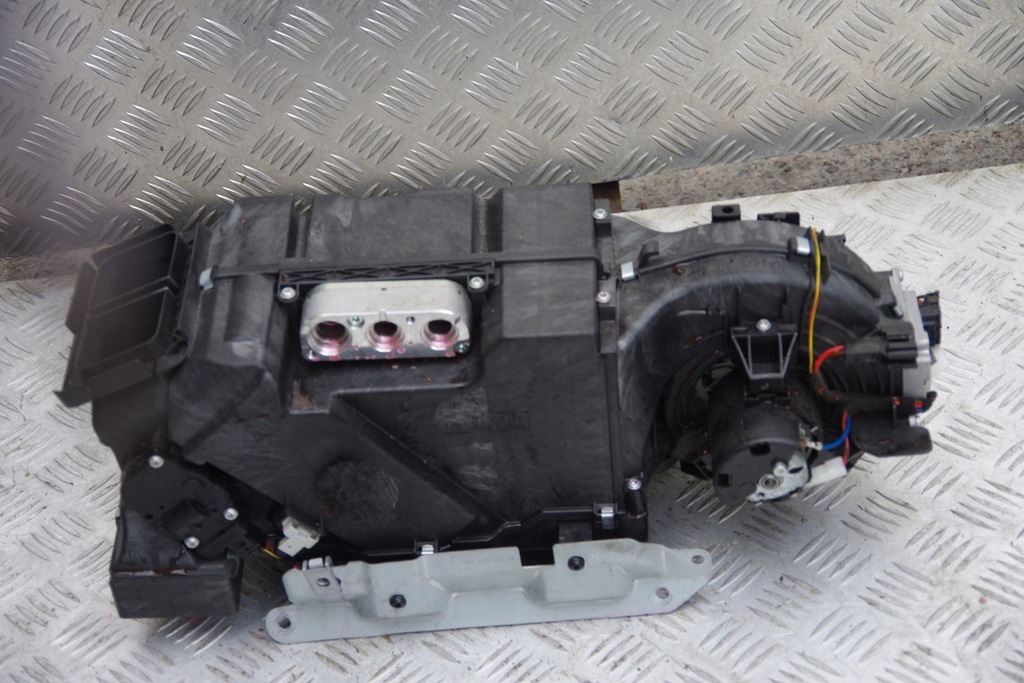 фото №1, Обігрівач задня w221 s-klasa