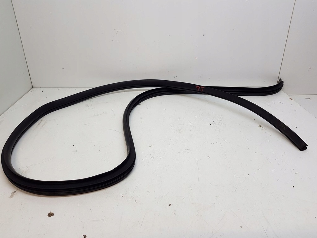 фото №1, Hyundai i10 ii прокладка двері правий задня 2013-