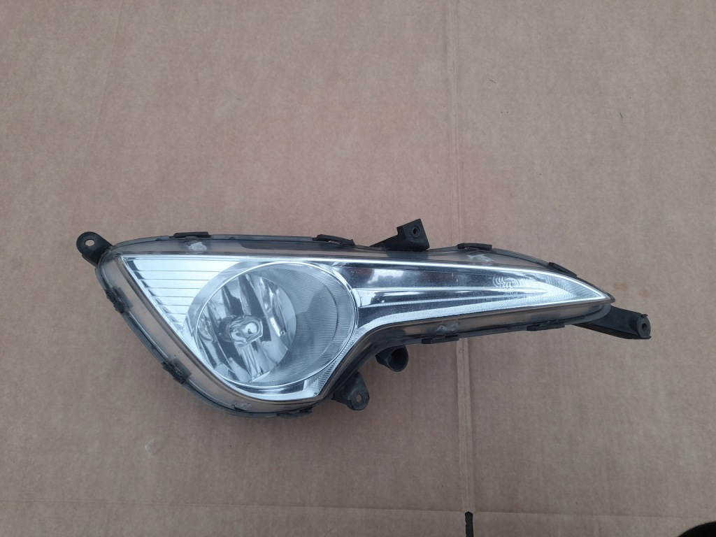 фото №1, Противотуманная фара бампера hyundai i40 оригинал