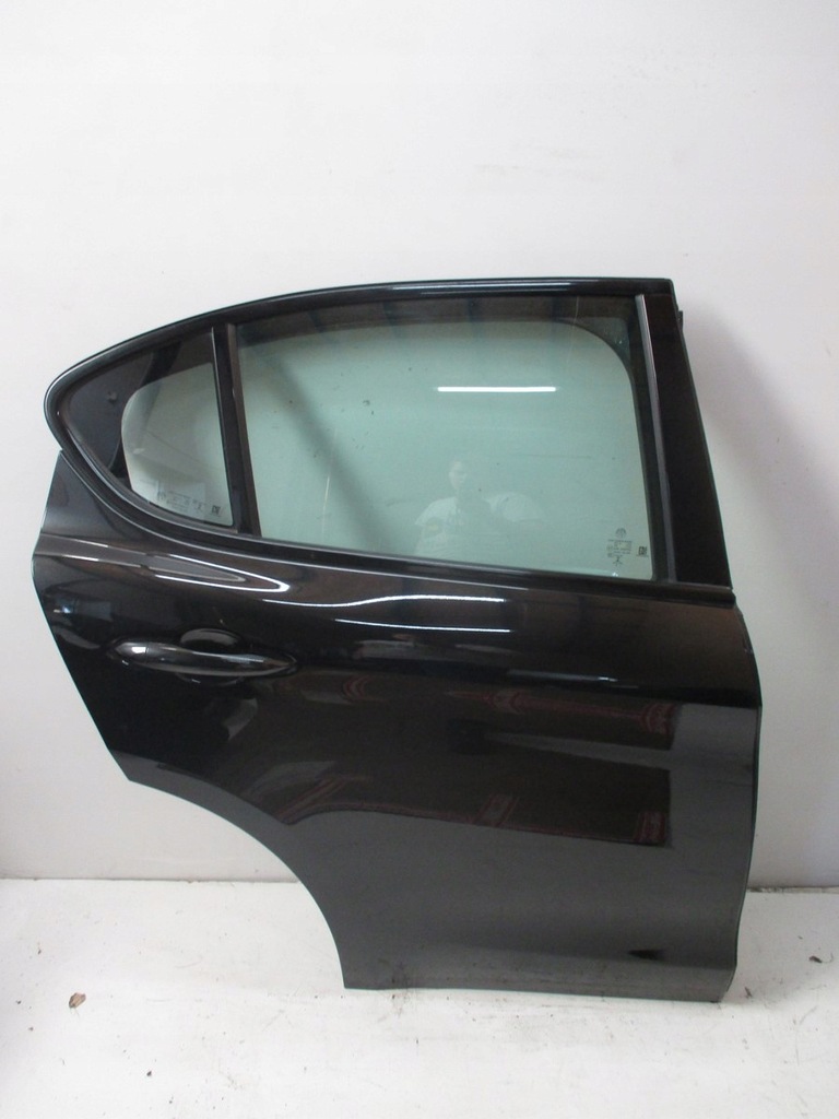 фото №1, Двері праве задні alfa romeo stelvio