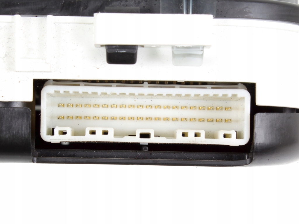 фото №8, Прилади лічильник toyota corolla verso ii 2.2 d-4d eu