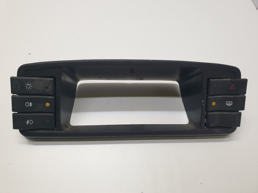 фото №1, Корпус рамка спидометра кнопки wartburg