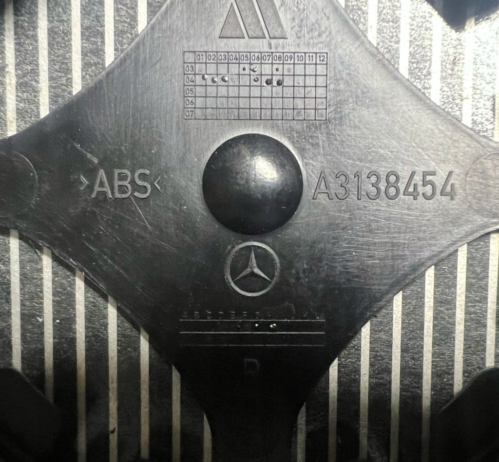 фото №3, Mercedes sl r230 slk r171 вкладыш зеркало правого наружного