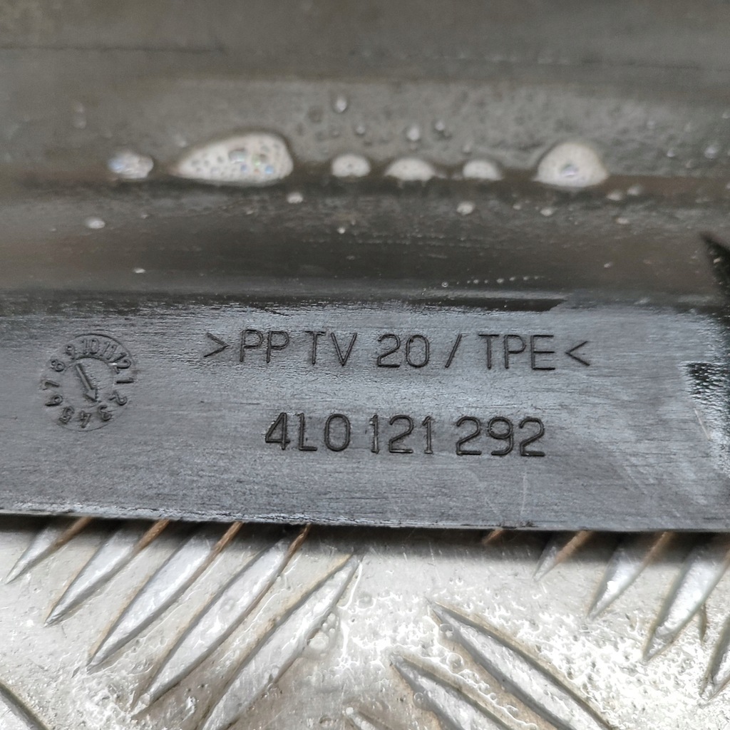 фото №6, Audi q7 4l 2007 впуск / канал воздуха интеркулер