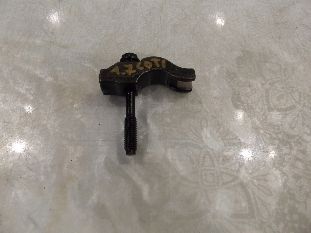 фото №1, Meriva a 1,7cdti кріплення форсунок