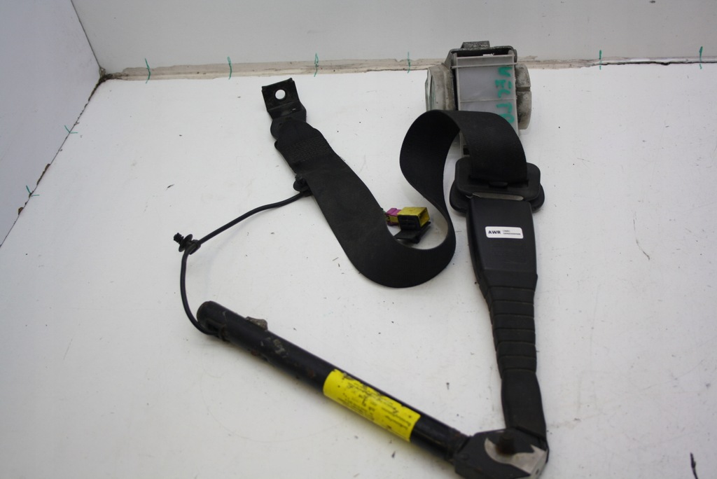 фото №1, Натягувач кліпса поперечина безпеки лівий перед opel vectra c 13127943f