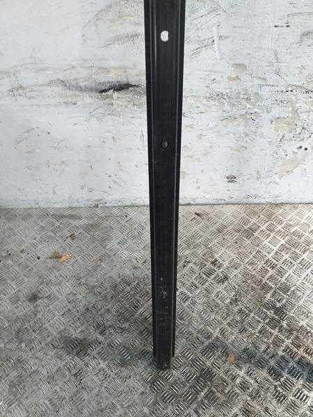 Напрямна напрямна сидінь mercedes w447 long в Україні