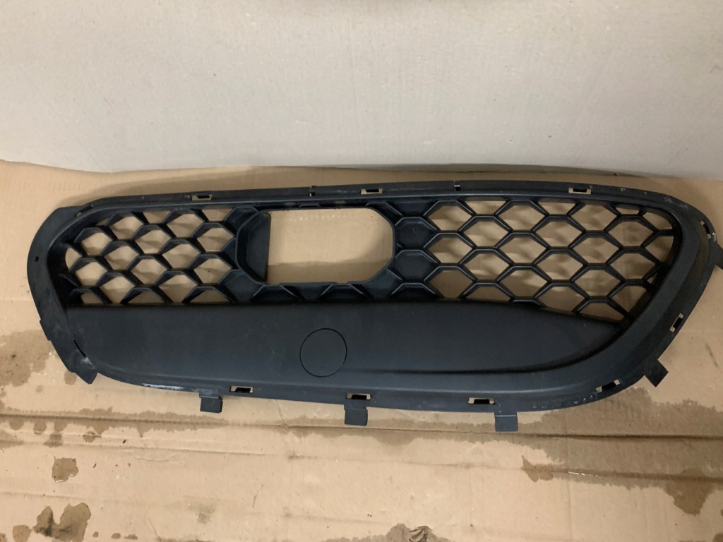 Купить Alfa romeo stelvio решётка бампера правая t.c