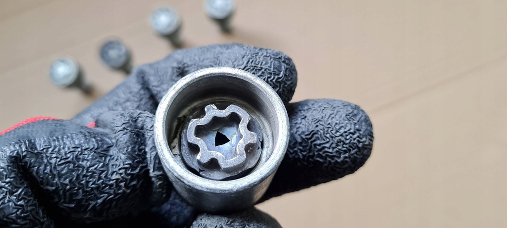 фото №8, Rs5 8w lift шпильки захисні symbol f a6 c7 4g s6 a4 b8 b9 s4 a5 8w