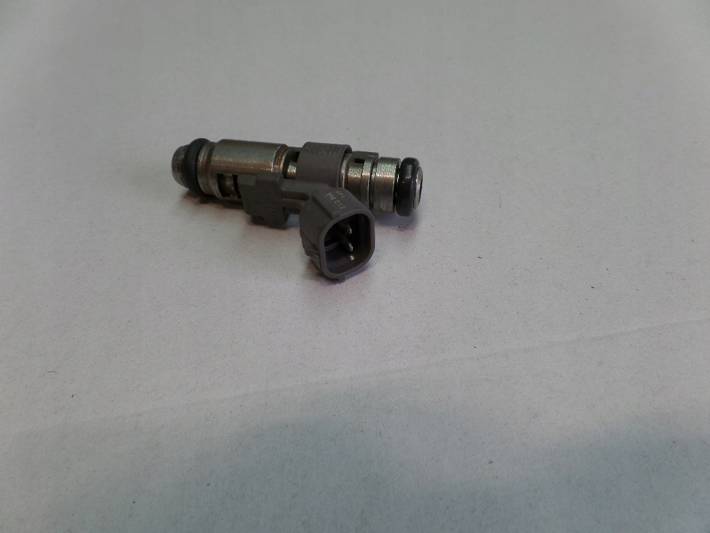 фото №1, Citroen c3 i 1.4 16v форсунка ipm012