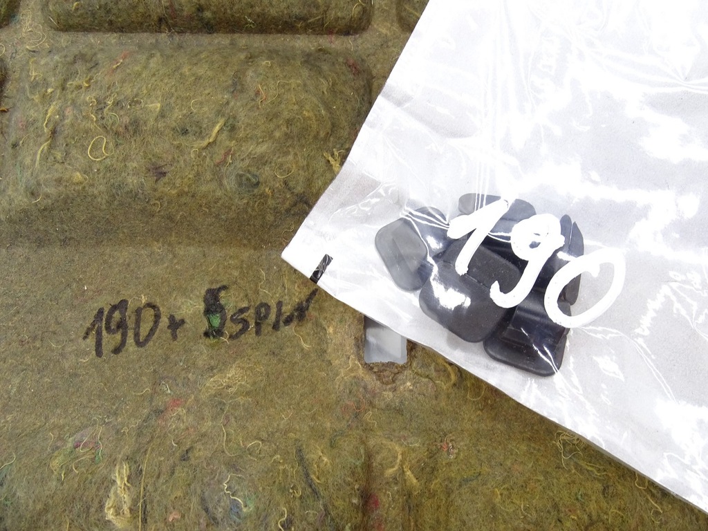 фото №10, Шумоизоляция шумоизоляция капот scirocco iii + клипсы