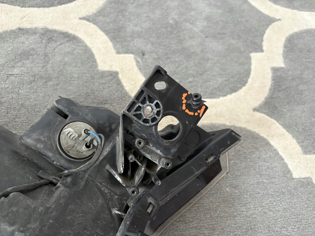 Mitsubishi outlander 3 рестайлинг  2016- фара перед передняя левая 8301c8-83 Оригинал