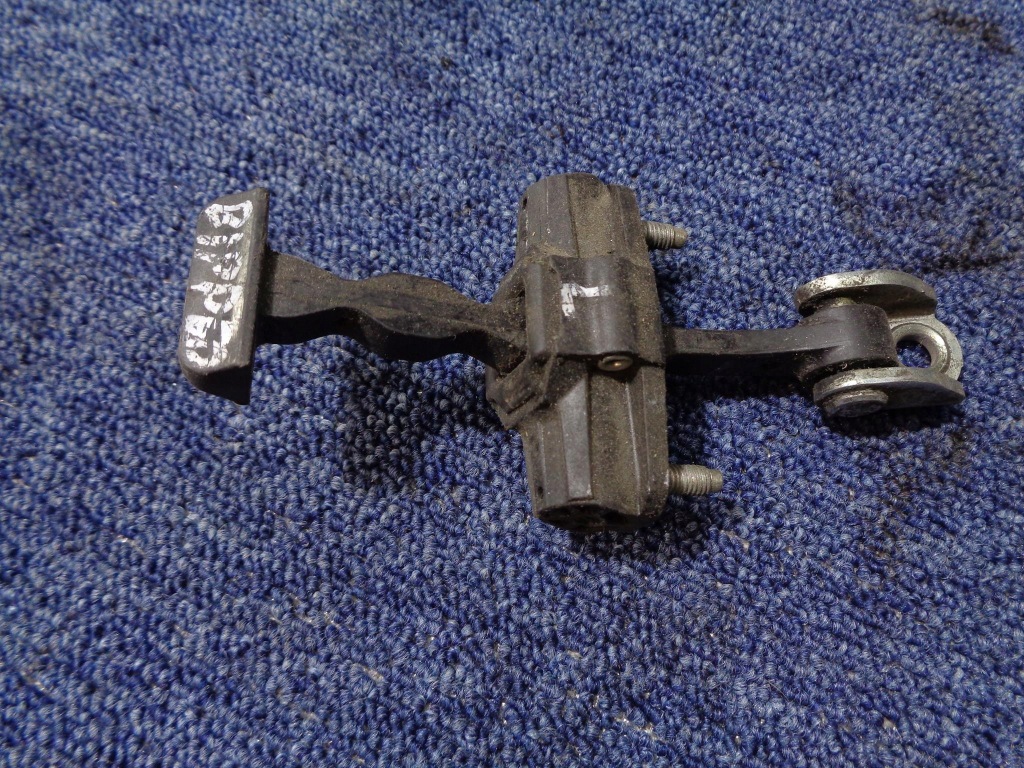 фото №1, Ограничитель дверь qubo fiorino bipper nemo передний