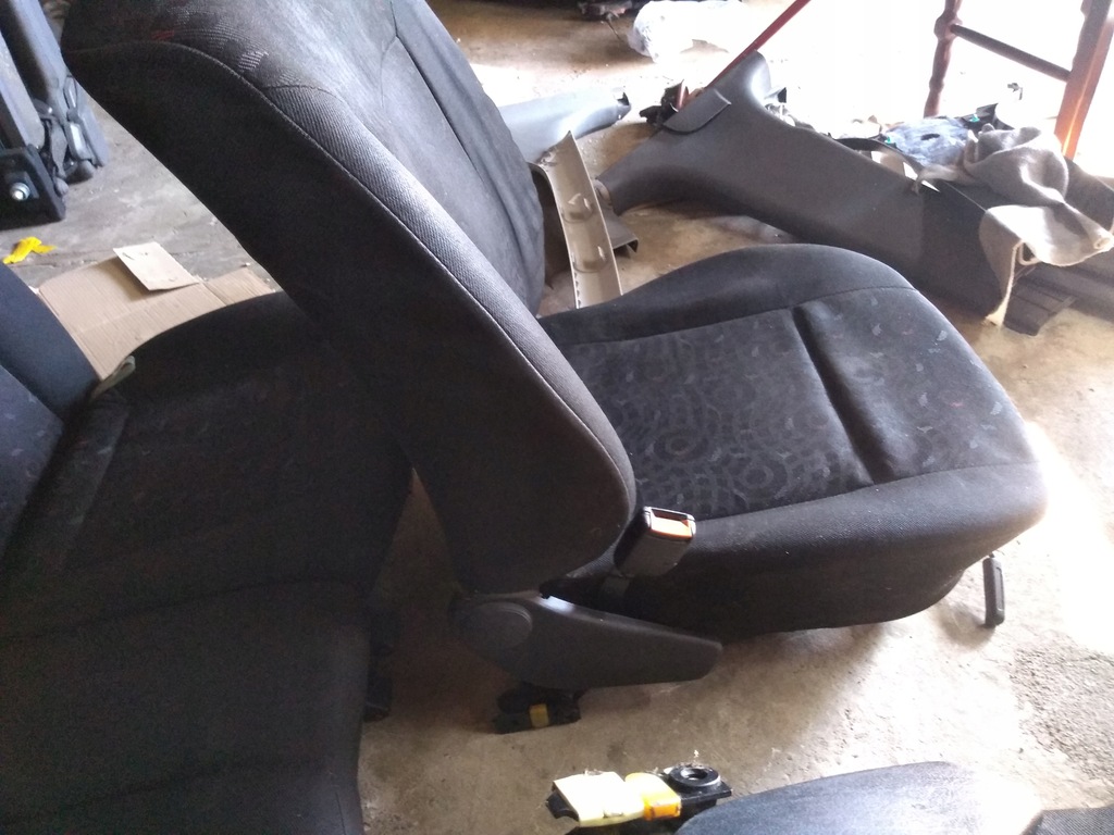 фото №8, Сидіння i заднє сидіння задня passat b4 kombi