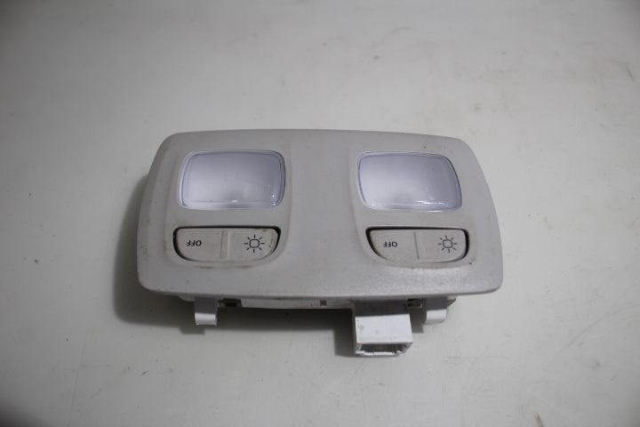 фото №1, Освещение кабины перед dacia logan iii