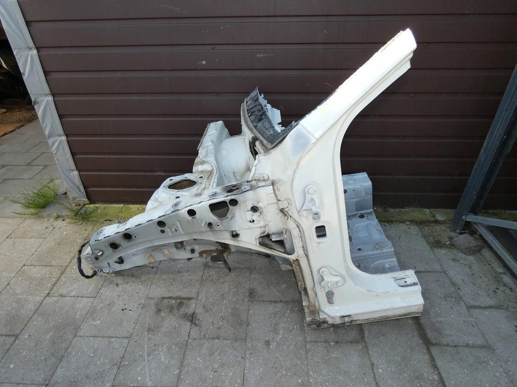 фото №1, Mercedes gla w156 лонжерон чверть лівий перед передня ліва