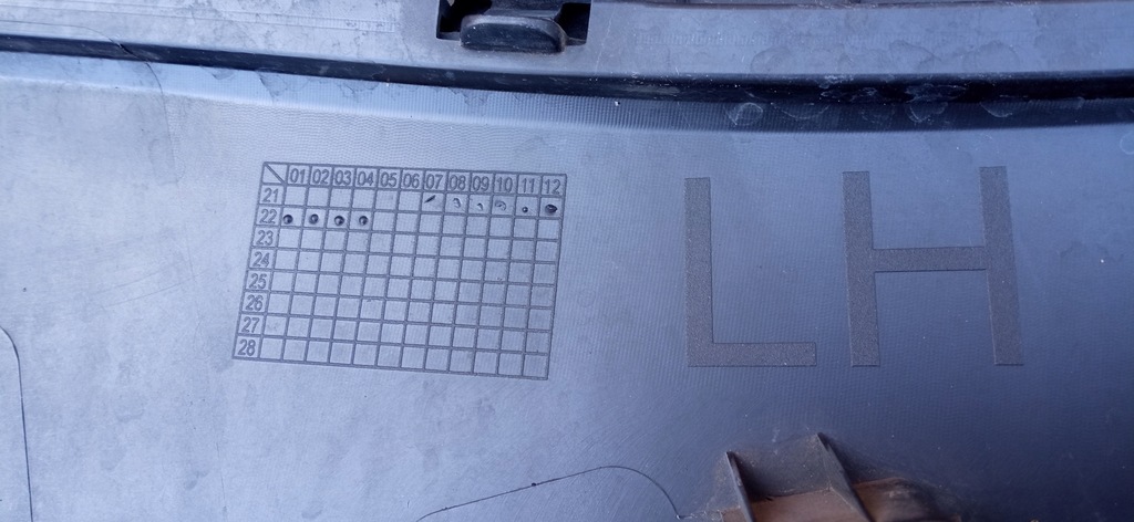 фото №14, Kia ev6 gt line 2021- молдинг накладка дверь левый задняя левая задняя 87733-cvda0