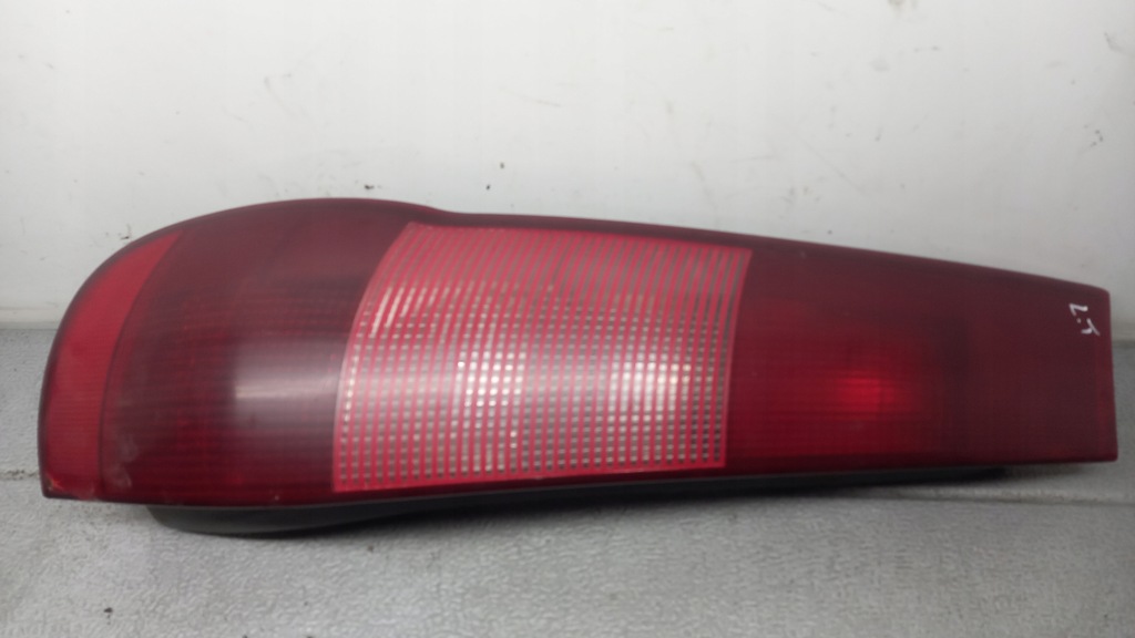 фото №1, Лампа левая задняя fiat punto i 97r