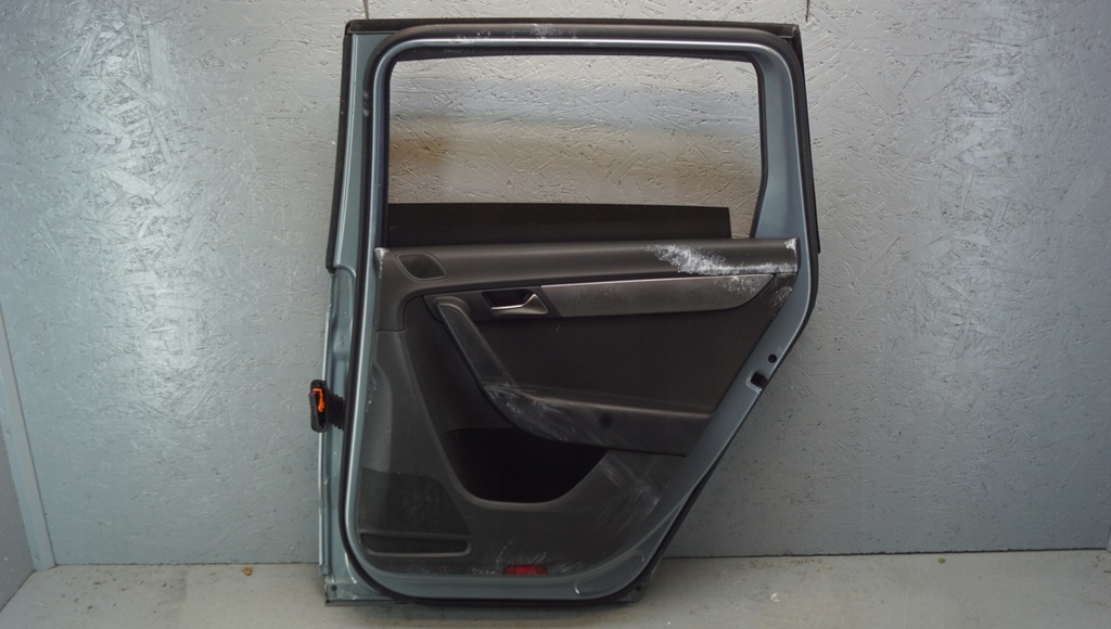 фото №14, Двері правий задня vw passat b7 kombi lc7z