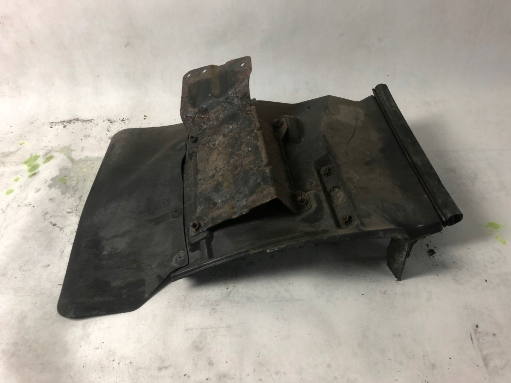 фото №1, Подкрылок брызговик nissan cabstar 06-