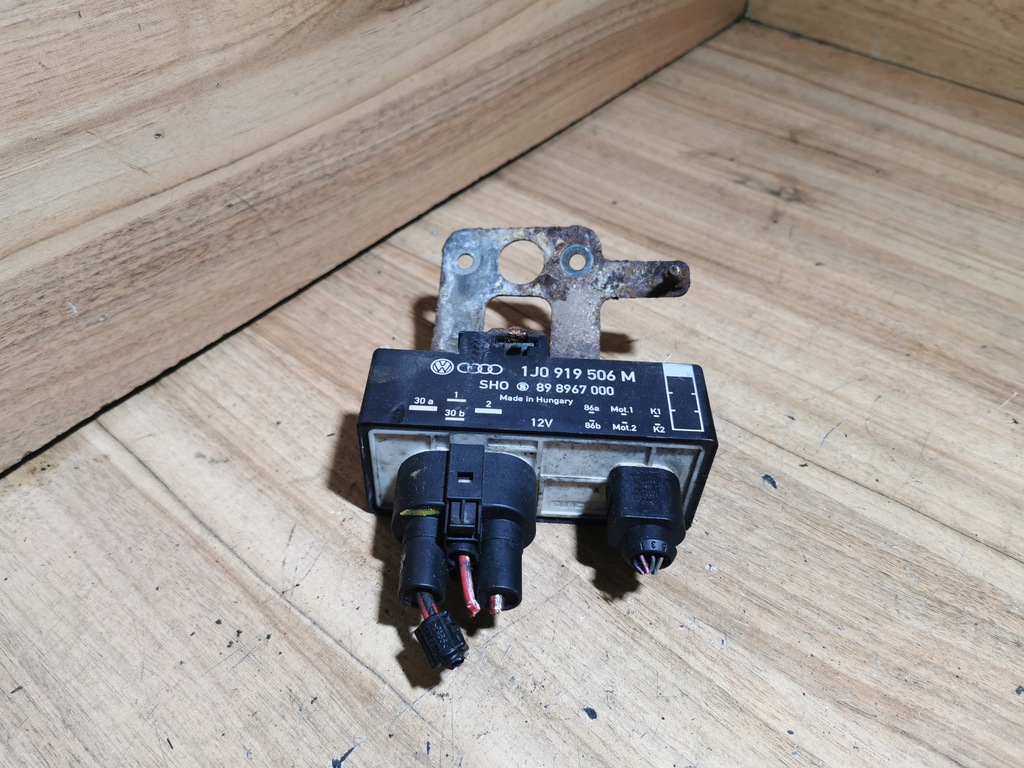 фото №1, Модуль вентилятора fabia i 1j0919506m