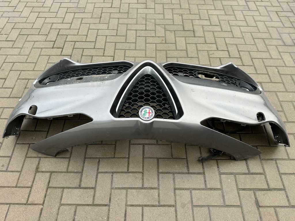 фото №6, Alfa romeo stelvio бампер передний kompletny pdc ксенон