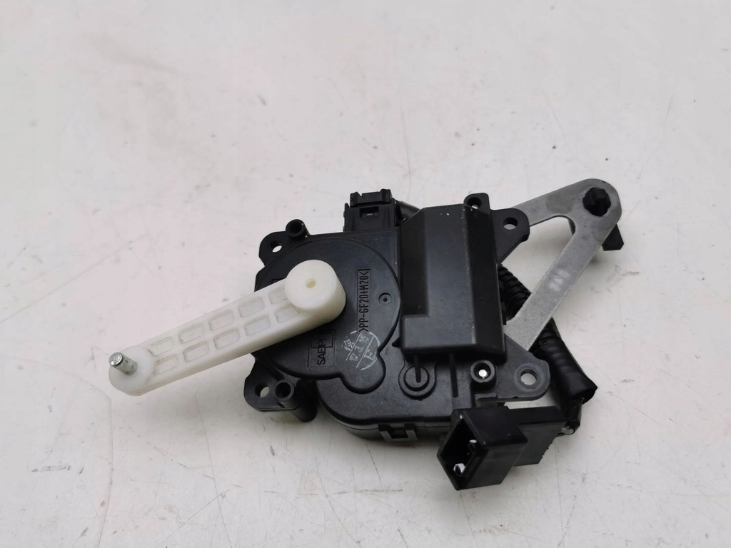 фото №7, Toyota corolla verso ar10 2007 моторчик обігрівача