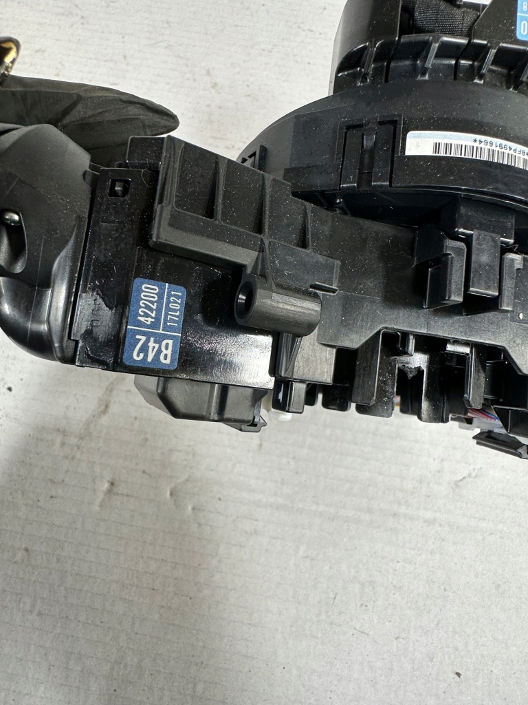 фото №7, Rav4 v переключатели лента подушка безопасности 12160-75l918