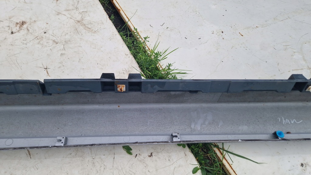 фото №10, Mitsubishi grandis молдинг порог порог mn145461