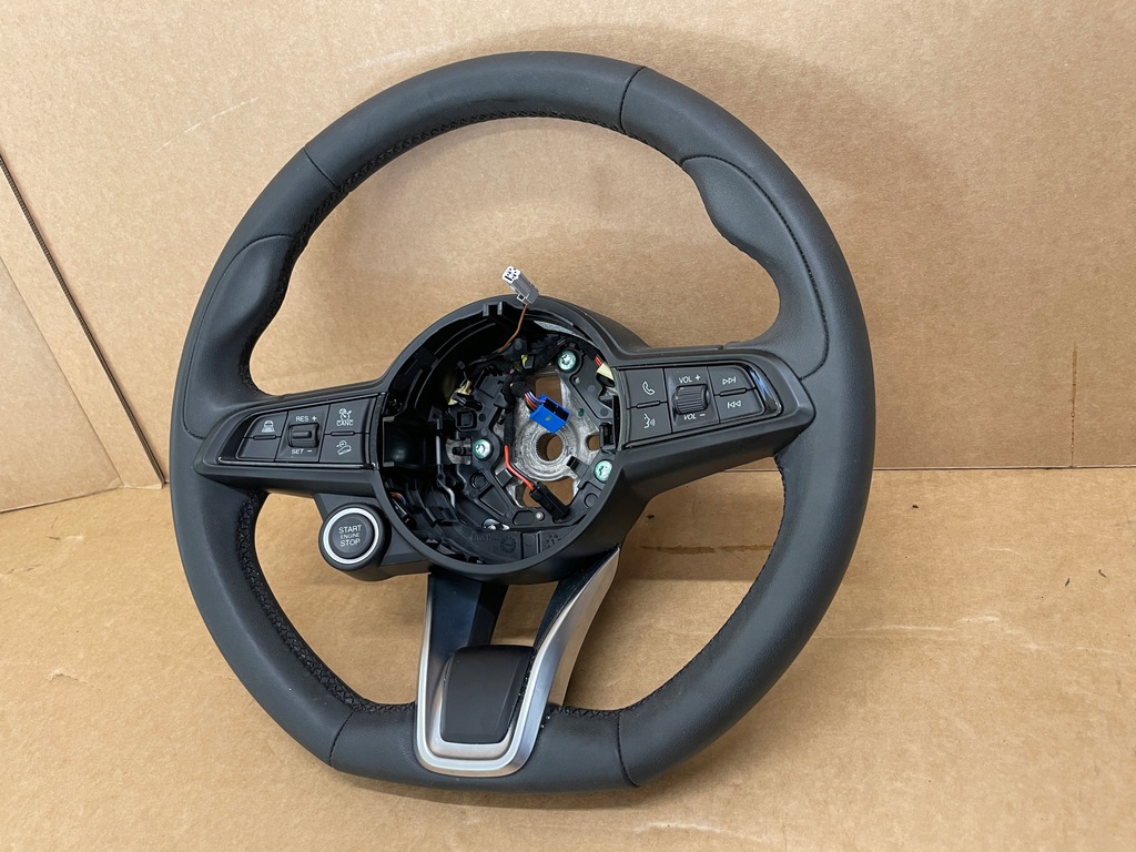 фото №3, Alfa romeo giulia stelvio lift шкіра повітропровід idealna